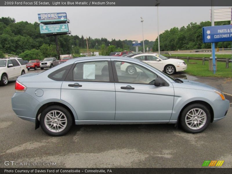 Light Ice Blue Metallic / Medium Stone 2009 Ford Focus SE Sedan