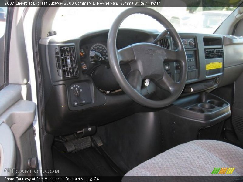 Summit White / Pewter 2007 Chevrolet Express Cutaway 3500 Commercial Moving Van