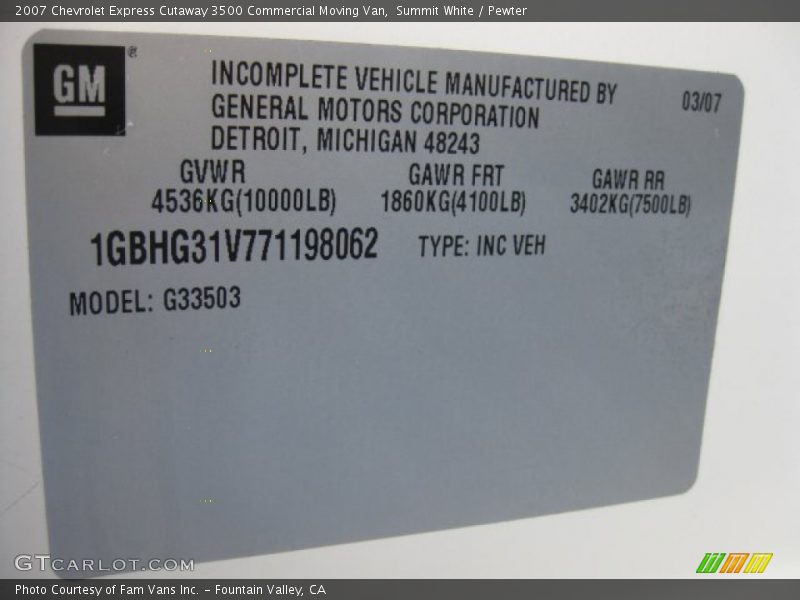 Summit White / Pewter 2007 Chevrolet Express Cutaway 3500 Commercial Moving Van