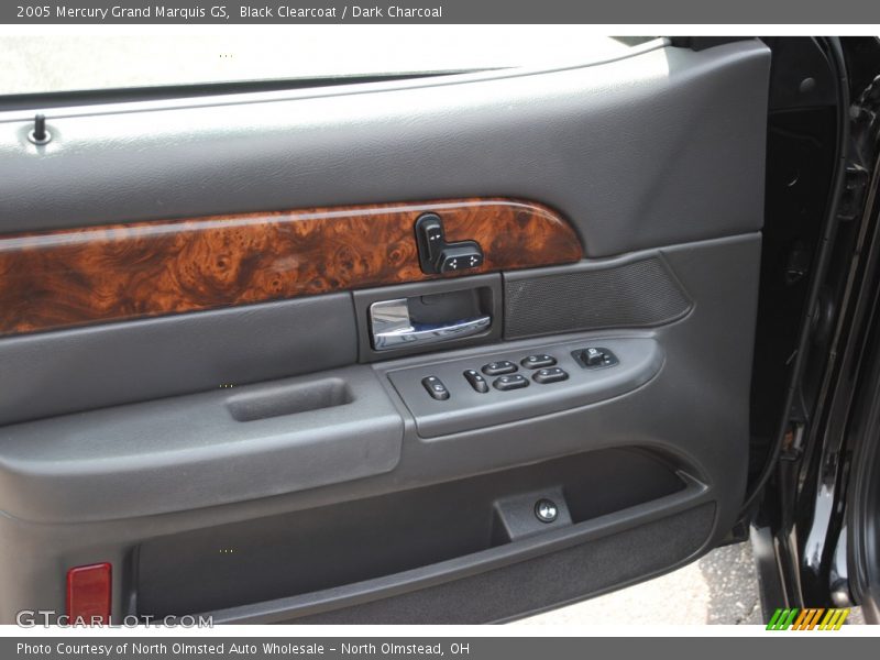 Black Clearcoat / Dark Charcoal 2005 Mercury Grand Marquis GS