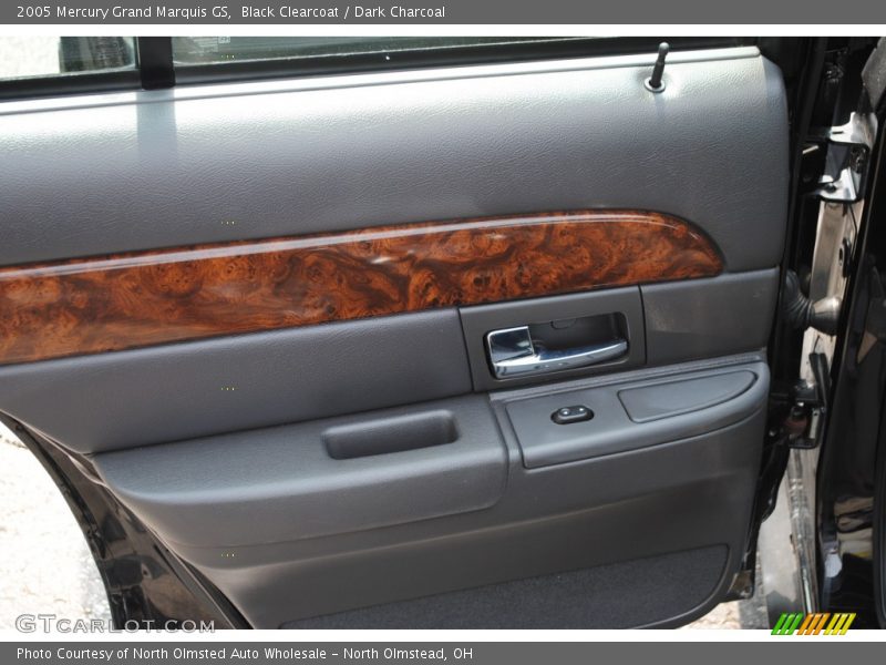 Black Clearcoat / Dark Charcoal 2005 Mercury Grand Marquis GS