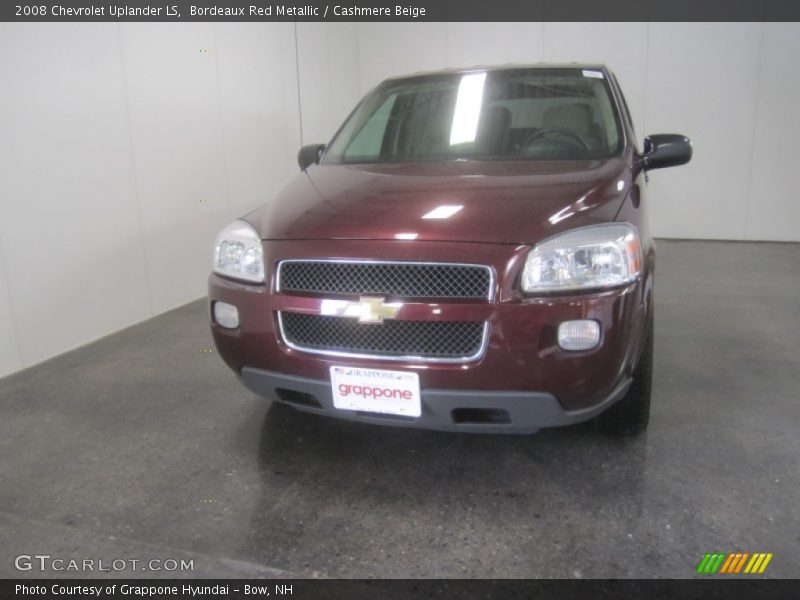 Bordeaux Red Metallic / Cashmere Beige 2008 Chevrolet Uplander LS