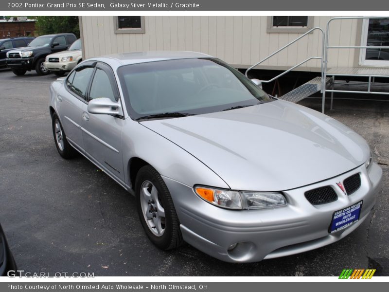 Galaxy Silver Metallic / Graphite 2002 Pontiac Grand Prix SE Sedan
