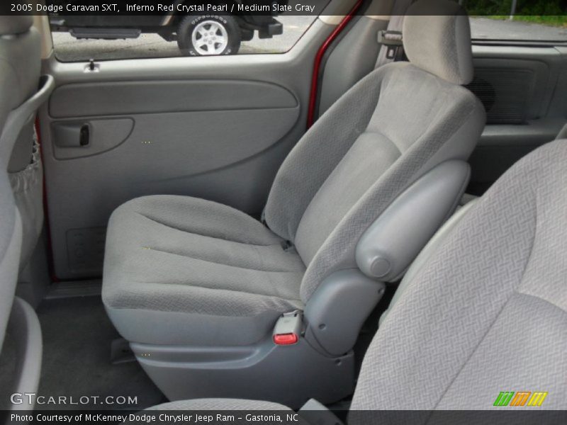 Inferno Red Crystal Pearl / Medium Slate Gray 2005 Dodge Caravan SXT