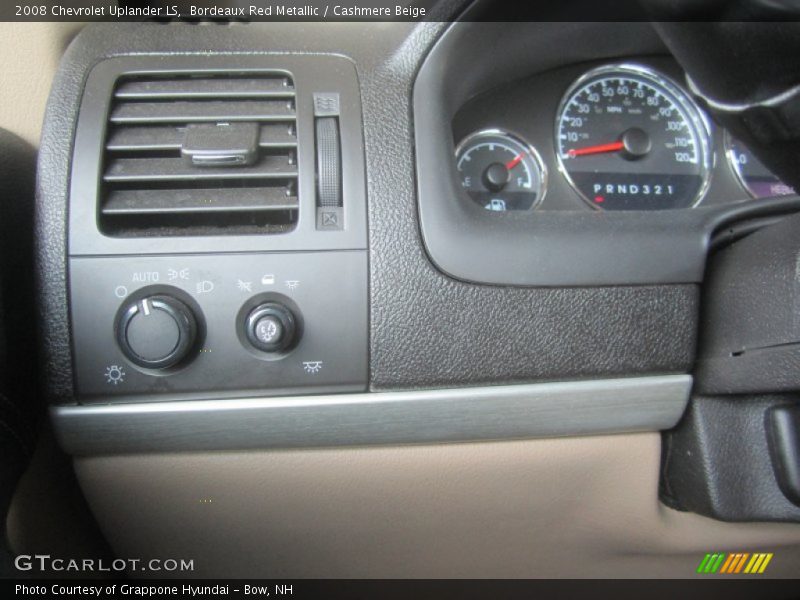 Bordeaux Red Metallic / Cashmere Beige 2008 Chevrolet Uplander LS