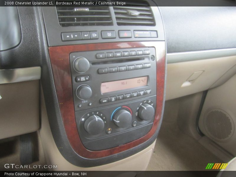 Bordeaux Red Metallic / Cashmere Beige 2008 Chevrolet Uplander LS