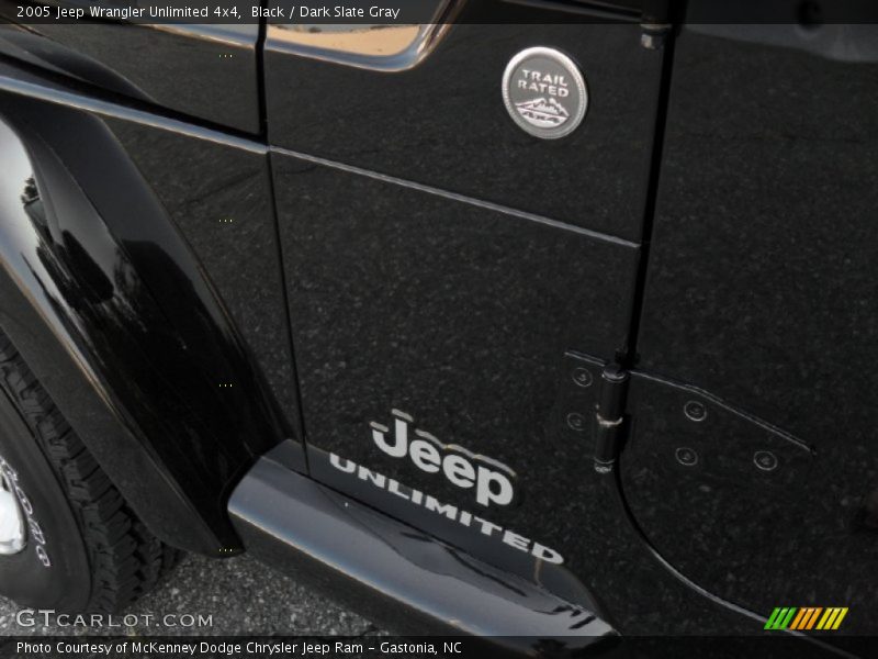 Black / Dark Slate Gray 2005 Jeep Wrangler Unlimited 4x4