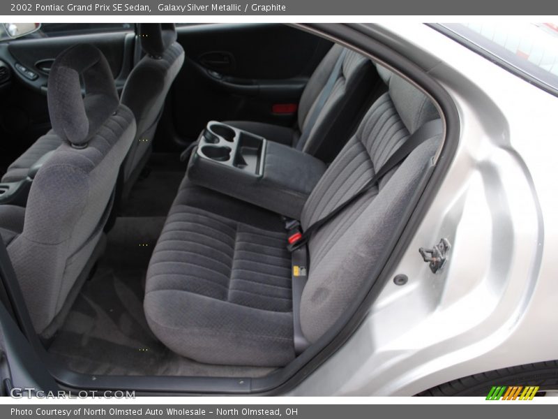 Galaxy Silver Metallic / Graphite 2002 Pontiac Grand Prix SE Sedan
