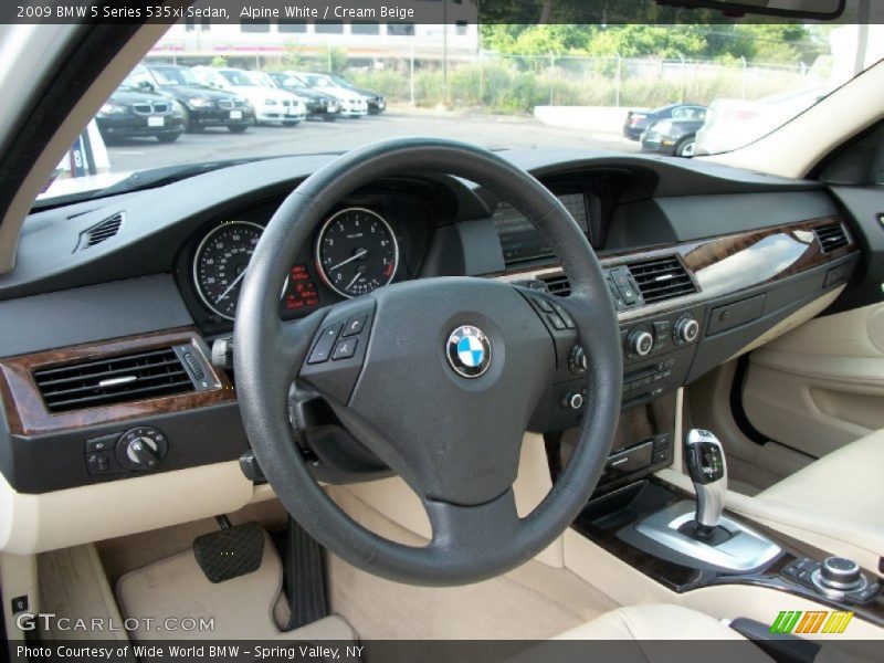 Alpine White / Cream Beige 2009 BMW 5 Series 535xi Sedan