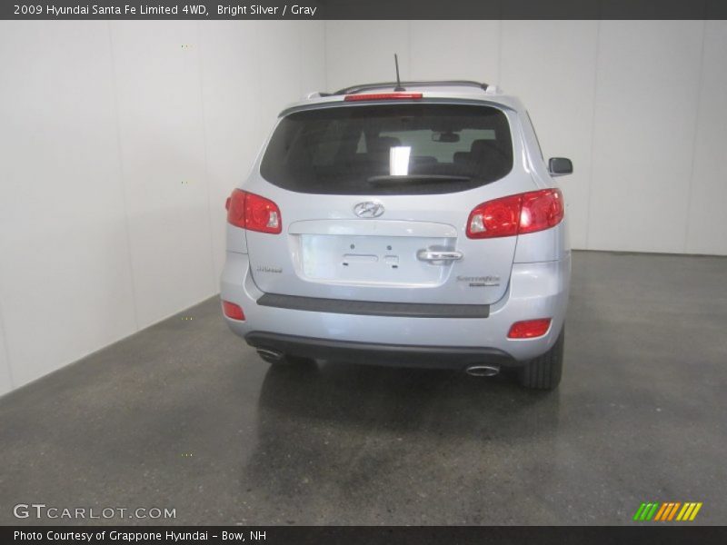 Bright Silver / Gray 2009 Hyundai Santa Fe Limited 4WD