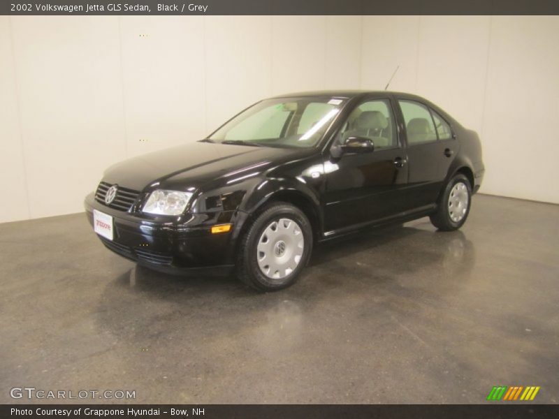 Black / Grey 2002 Volkswagen Jetta GLS Sedan