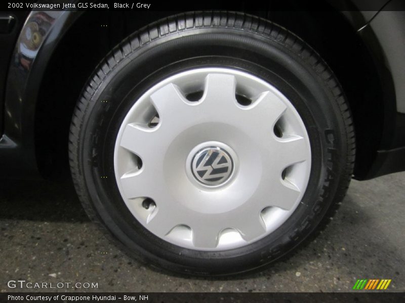 Black / Grey 2002 Volkswagen Jetta GLS Sedan