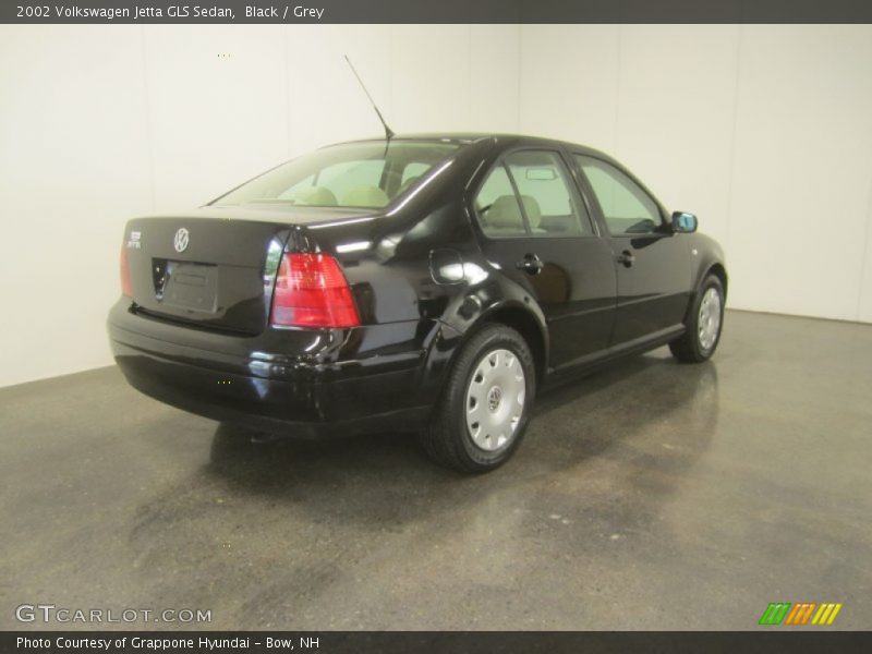 Black / Grey 2002 Volkswagen Jetta GLS Sedan