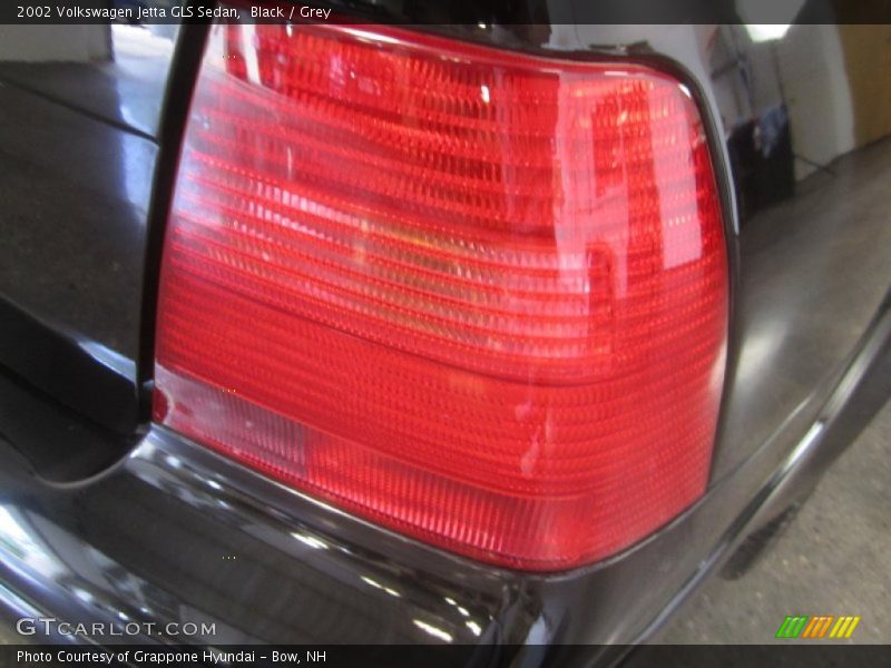 Black / Grey 2002 Volkswagen Jetta GLS Sedan