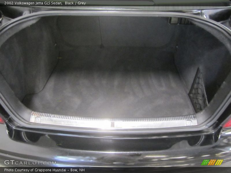 Black / Grey 2002 Volkswagen Jetta GLS Sedan