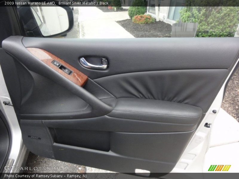 Brilliant Silver Metallic / Black 2009 Nissan Murano LE AWD