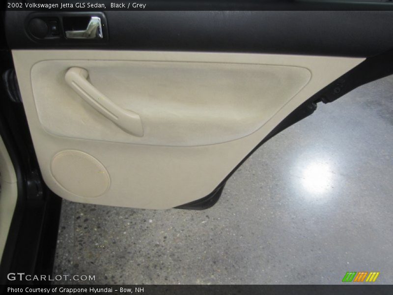 Black / Grey 2002 Volkswagen Jetta GLS Sedan
