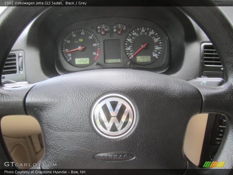 Black / Grey 2002 Volkswagen Jetta GLS Sedan