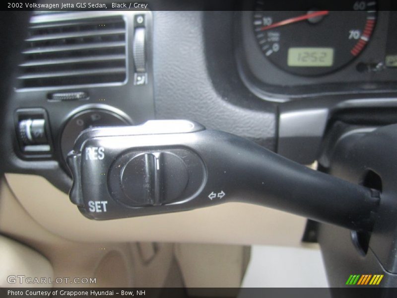 Black / Grey 2002 Volkswagen Jetta GLS Sedan