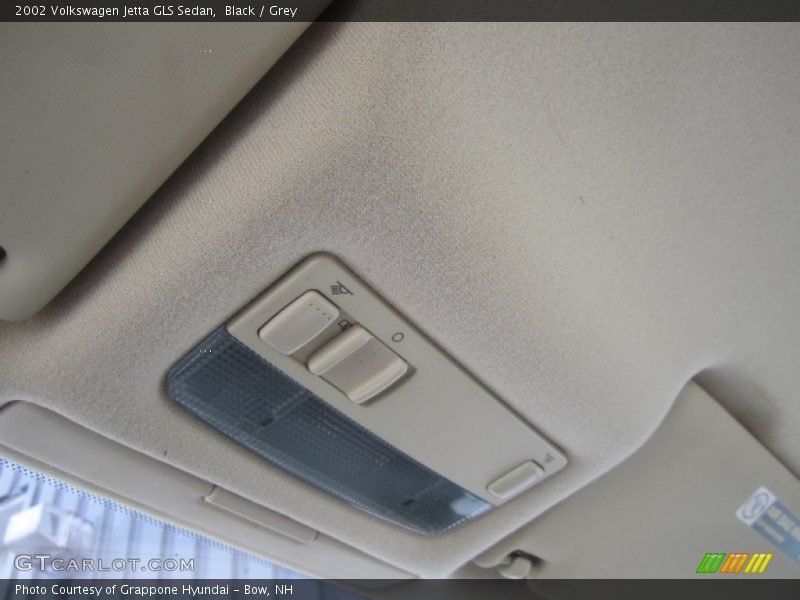 Black / Grey 2002 Volkswagen Jetta GLS Sedan