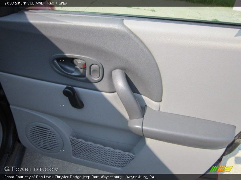 Red / Gray 2003 Saturn VUE AWD
