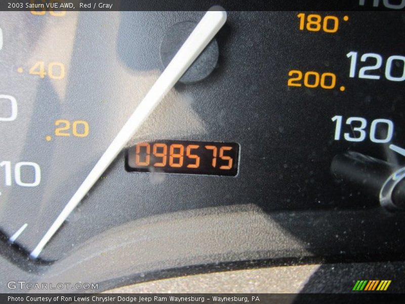 Red / Gray 2003 Saturn VUE AWD