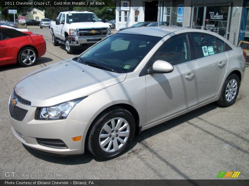 Gold Mist Metallic / Jet Black 2011 Chevrolet Cruze LT