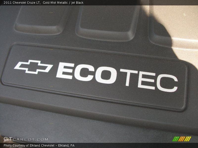 Gold Mist Metallic / Jet Black 2011 Chevrolet Cruze LT