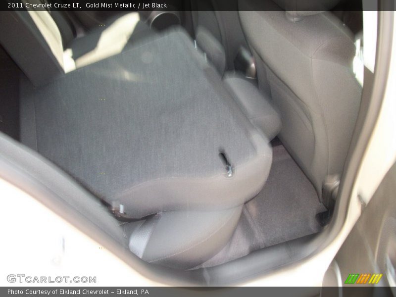 Gold Mist Metallic / Jet Black 2011 Chevrolet Cruze LT