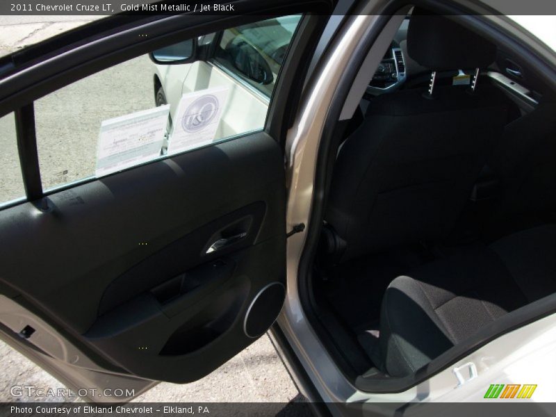 Gold Mist Metallic / Jet Black 2011 Chevrolet Cruze LT