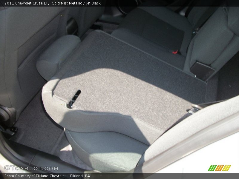Gold Mist Metallic / Jet Black 2011 Chevrolet Cruze LT