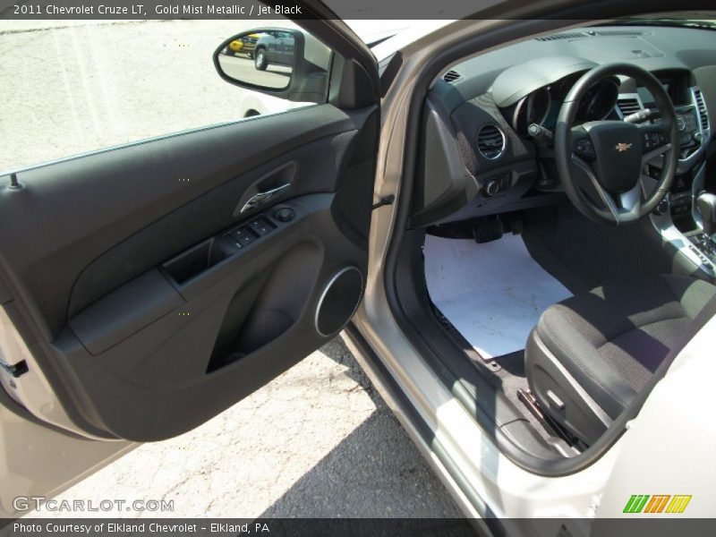 Gold Mist Metallic / Jet Black 2011 Chevrolet Cruze LT