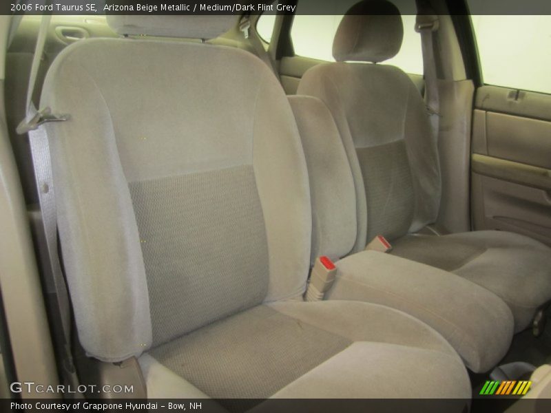 Arizona Beige Metallic / Medium/Dark Flint Grey 2006 Ford Taurus SE