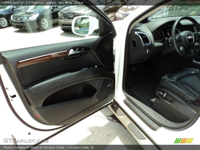 Ibis White / Black 2010 Audi Q7 3.6 Premium quattro