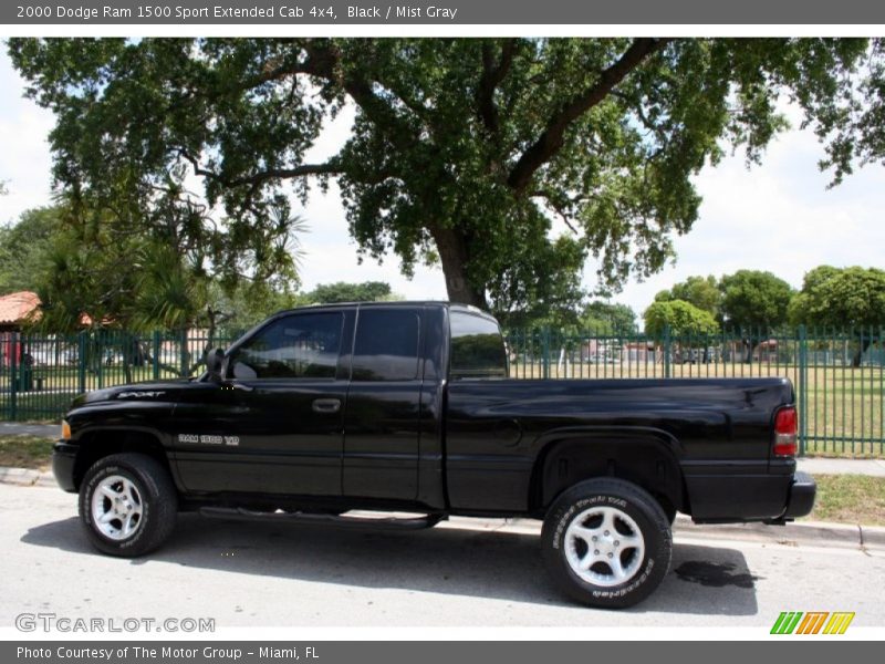 Black / Mist Gray 2000 Dodge Ram 1500 Sport Extended Cab 4x4