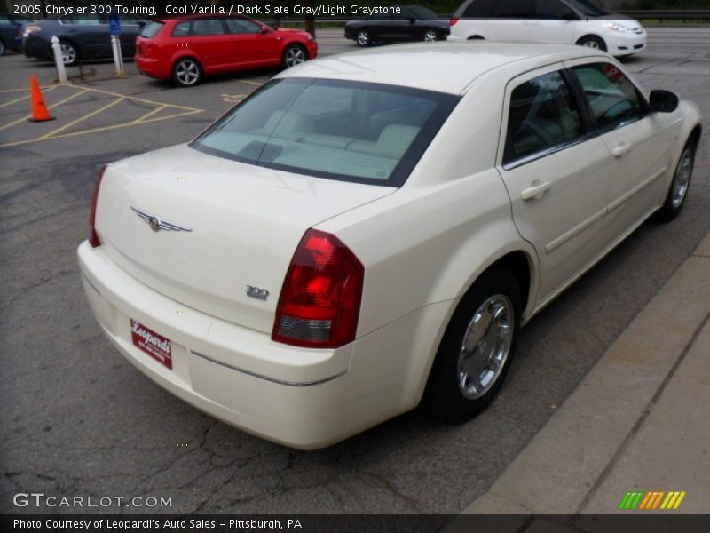 Cool Vanilla / Dark Slate Gray/Light Graystone 2005 Chrysler 300 Touring