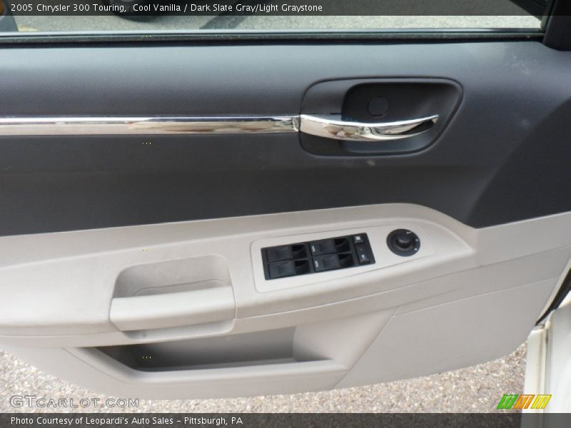 Cool Vanilla / Dark Slate Gray/Light Graystone 2005 Chrysler 300 Touring