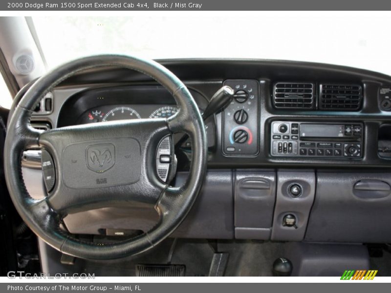 Black / Mist Gray 2000 Dodge Ram 1500 Sport Extended Cab 4x4