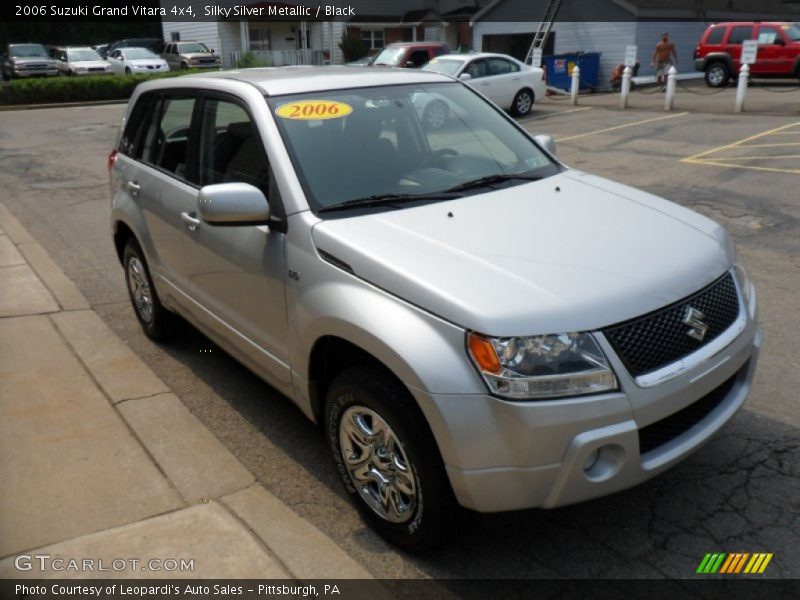 Silky Silver Metallic / Black 2006 Suzuki Grand Vitara 4x4