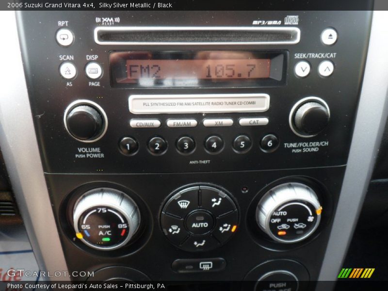 Silky Silver Metallic / Black 2006 Suzuki Grand Vitara 4x4