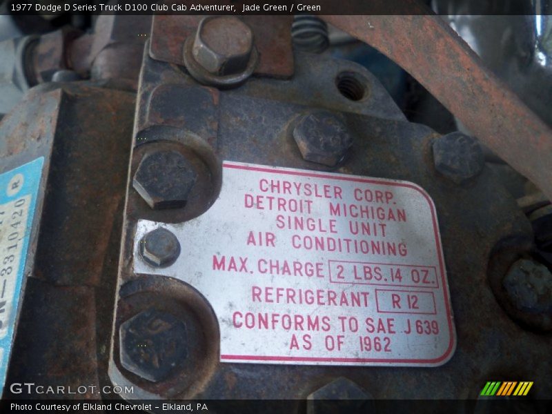 Jade Green / Green 1977 Dodge D Series Truck D100 Club Cab Adventurer