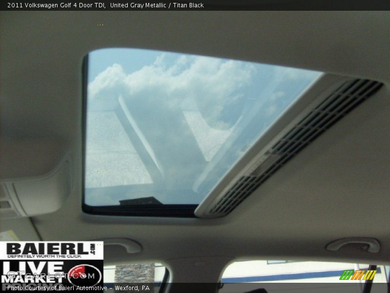 United Gray Metallic / Titan Black 2011 Volkswagen Golf 4 Door TDI