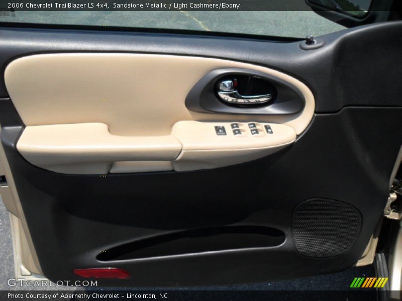 Sandstone Metallic / Light Cashmere/Ebony 2006 Chevrolet TrailBlazer LS 4x4