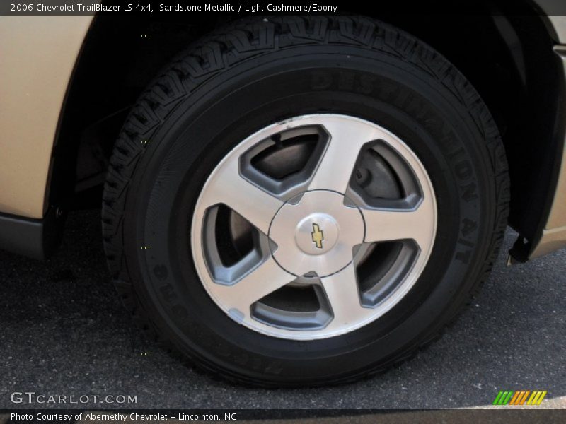 Sandstone Metallic / Light Cashmere/Ebony 2006 Chevrolet TrailBlazer LS 4x4