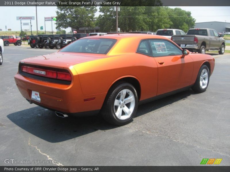 Toxic Orange Pearl / Dark Slate Gray 2011 Dodge Challenger Rallye