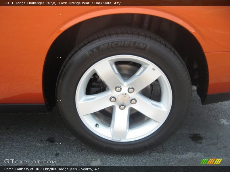 Toxic Orange Pearl / Dark Slate Gray 2011 Dodge Challenger Rallye