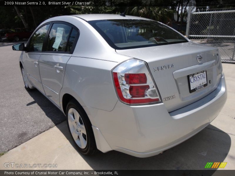 Brilliant Silver / Charcoal 2009 Nissan Sentra 2.0