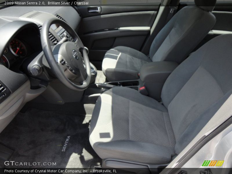 Brilliant Silver / Charcoal 2009 Nissan Sentra 2.0