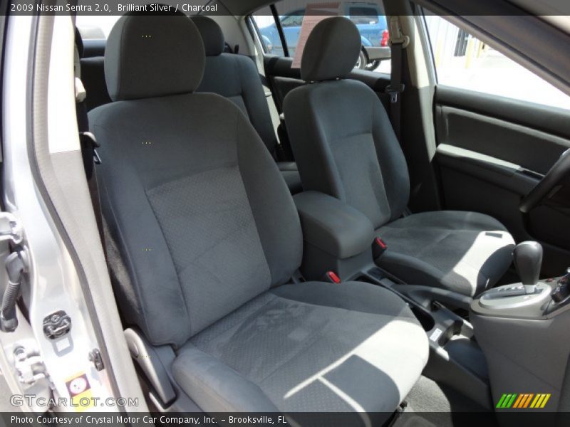 Brilliant Silver / Charcoal 2009 Nissan Sentra 2.0