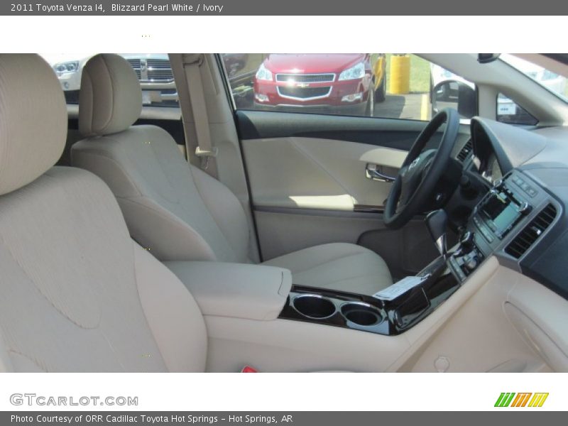 Blizzard Pearl White / Ivory 2011 Toyota Venza I4
